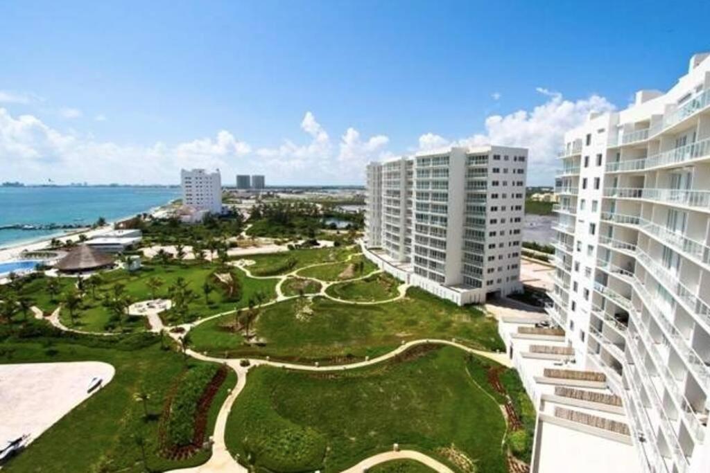 Amara By Andiani Aparthotel Cancun Bagian luar foto