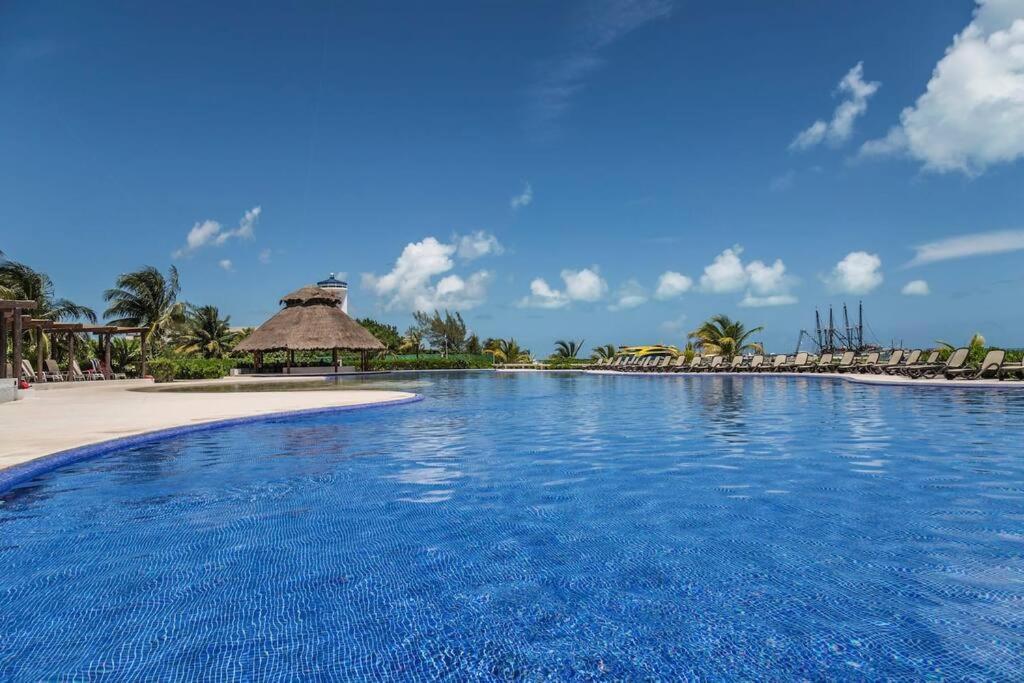 Amara By Andiani Aparthotel Cancun Bagian luar foto